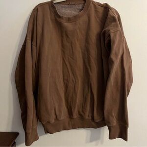 Brandy Melville crew neck